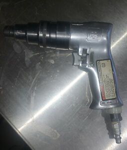 Ingersoll Rand Pistol Grip Reversible Air Screwdriver 1/4in Chuck 4 CFM 1800 RPM