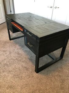 Office / Computer Desk