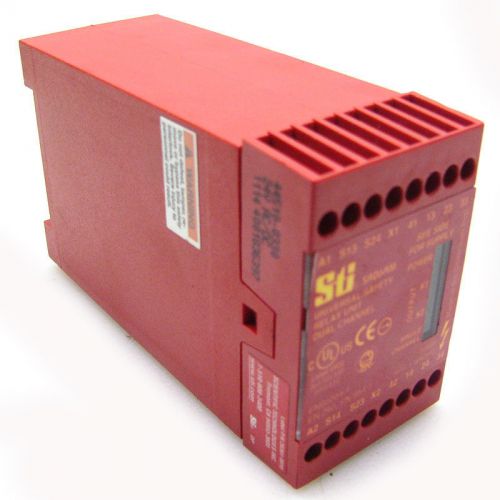 Sti scientific technologies 44510-0330 safety switch relay sr06am dual channel for sale