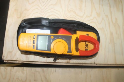 Fluke 337 TRMS 1000 Amp AC/DC Current Clamp Meter