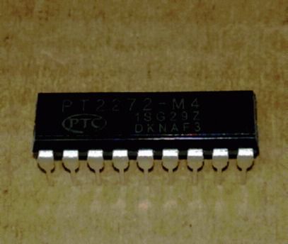 24PCS PT2272-M4 DIP18 RF decocode IC e
