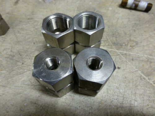 4 NEW SS SWAGELOK FEMALE PIPE CONNECTOR  3/4 X 1/4     NO RESERVE