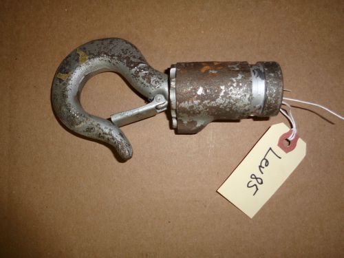 Hoist Hook    3 1/2&#034; x  3 1/4&#034;   with Safety Latch  Lev85