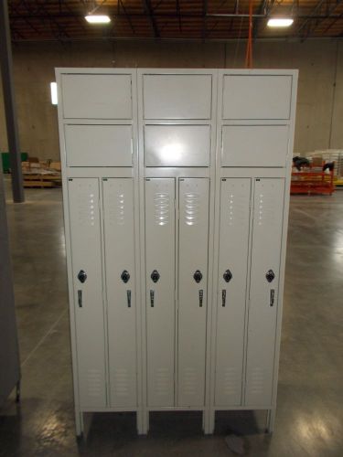 45&#034; x 18&#034; x 76&#034; personnel/gym/school/equipment storage locker for sale
