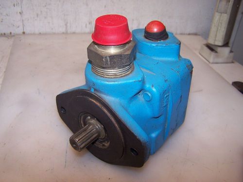 Eaton vickers single vane hydraulic pump 7 gpm model v20-1p7p-38c11-lh for sale