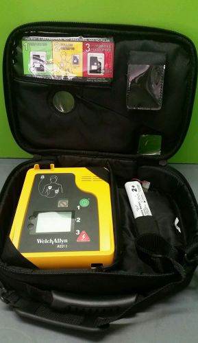 Welch Allyn Monitor A.E.D. 10 w/ Soft Carrying Case
