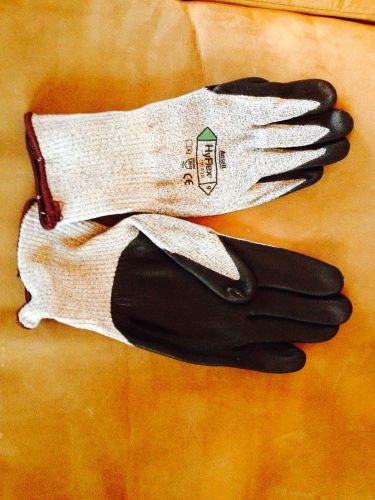 Gloves Ansell Hyflex Dyneema Cut Level 3, Size 9, Black (10 Dozen)