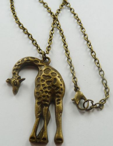 Lots of 10pcs bronze plated giraffe Costume Necklaces pendant 643mm