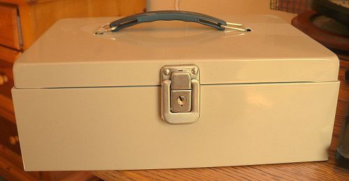 Metal cash box with money tray insert for sale