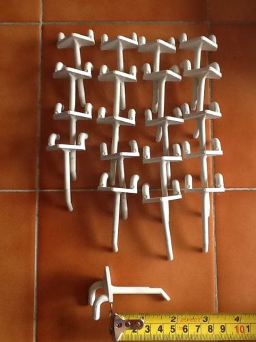 20 HD WHITE PLASTIC HOOKS FOR 1/4 PEGBOARD - 2 INCH