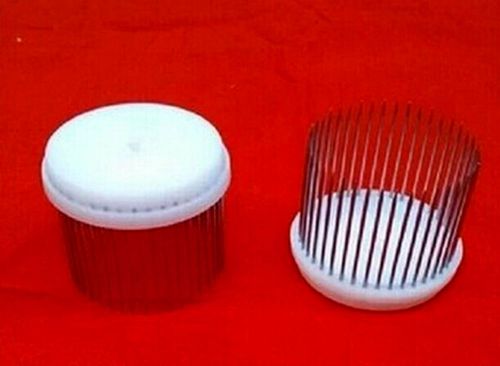2 pcs White 304 Stainless Steel Needle Cage For Queen Beekeeping Tools