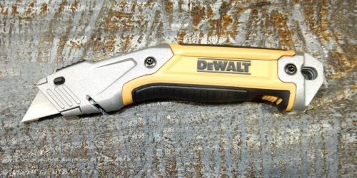 Dewalt utility knife razor blade w/10 blades retractable dwht10046 new hand tool for sale