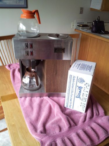 Bunn VPR w/ 2 Pots &amp; 40 ct. Box of Regular Coffee
