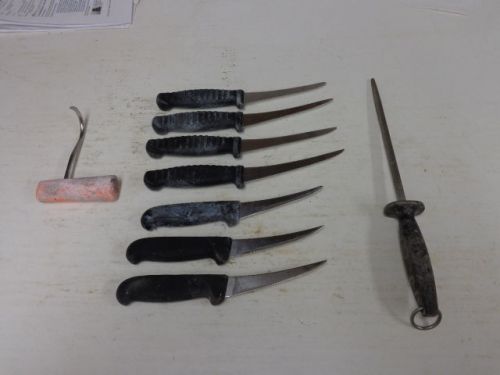 Mixed Lot Of Butchering Knives / Traps /  Hunting / Fishing
