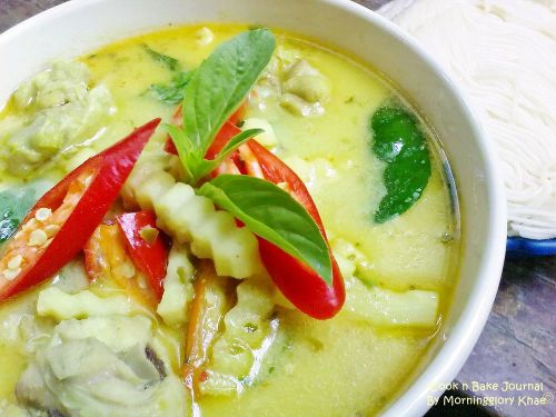 Thai Food Green Curry with Chicken Recipe Dish Menu Homemade Oriental Cuisine
