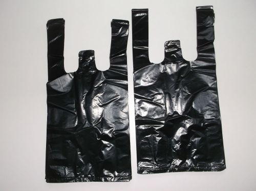Plastic shopping bags 600 ct ,t shirt type, grocery ,black small size bags. for sale