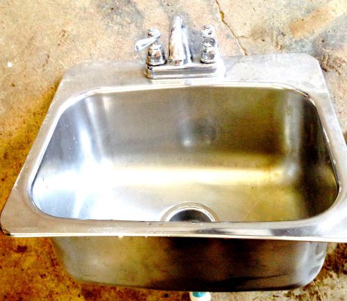 2 Individual Stainless Steel Commercial Grade Sinks $99 per sink