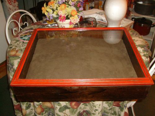 VERY RARE LARGE VINTAGE 24&#034; x 17&#034; GLASS&amp;WOOD DISPLAY CASE-PADDED INSIDE BOTTOM