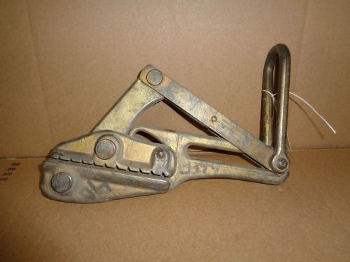 Klein Tools 1611- 40 Cable Puller .53 - .74 WITH 8000 lbs Max Load Lev272