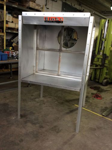 Binks 42-600 paint spray booth for sale