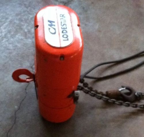 CM LODESTAR 1/2 TON ELECTRIC CHAIN HOIST (MODEL: J, 32 FPM)