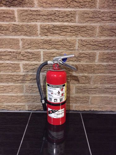 Fire extinguisher 5lbs 5# abc new cert tag single (scratch/dirty) for sale