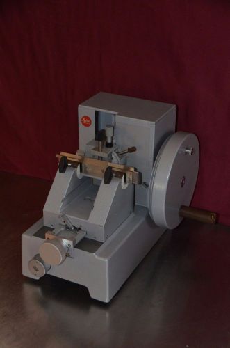 Leitz 1512 rotary microtome / 1-25um section thickness / w/ blade holder &amp; blade for sale