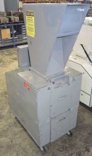 LR Systems Plastic Grinder, 7.5 HP Granulator, 10&#034; x 8.5&#034; Throat Size, Nice!