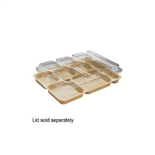 Cambro (10146DCW133) 10&#034; x 14-3/16&#034; Polycarbonate Meal Delivery Tray - Camwear