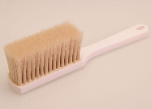 Egg Wash Brush - Bleached White Boar Hair 1 7/8&#034; x 5.25&#034; brush  B20