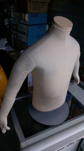 Fusion Specialties Mannequin Torso Form Size 7 1/2 with Stand!