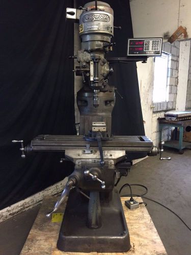 Bridgeport Milling Machine with DRO, Chuck, and Vice