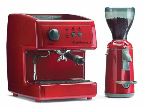 Nuova Simonelli OSCAR Coffee Espresso Machine &amp; Grinta Grinder Red Set 110V