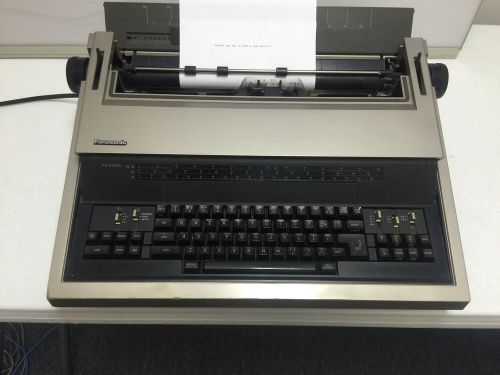 PANASONIC KX-E700m ELECTRIC TYPEWRITER Working Great