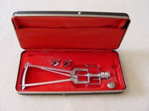 Vintage Prof. Schioetz Tonometer #6807  in Case Germany