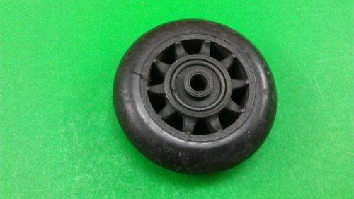1 SMALL RUBBER STRONG WHEEL WITH BEARING