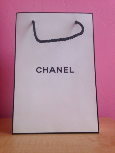 White Chanel Paper Shopping Gift Bag Empty