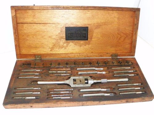 ANTIQUE BUTTERFIELD &amp; CO IMPROVED SCREW PLATES SET NO. 09 TAPS MACHINE DIES