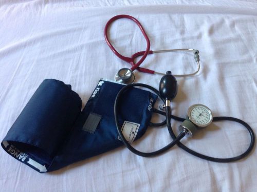 Sphygmomanometer with Stethoscope And Carrying Case
