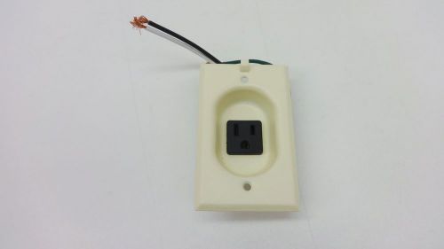 25- NIB Mulberry 40585 Ivory Clock Outlet Receptacle 15 Amp 125 Volts