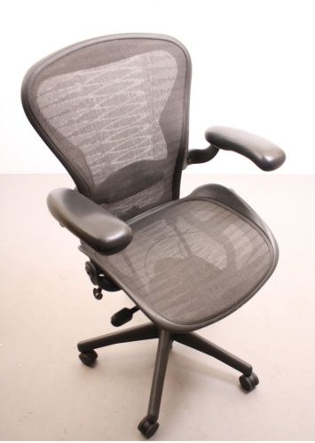 Black Size C Herman Miller AERON Chair FULLY ADJUSTABLE MODEL
