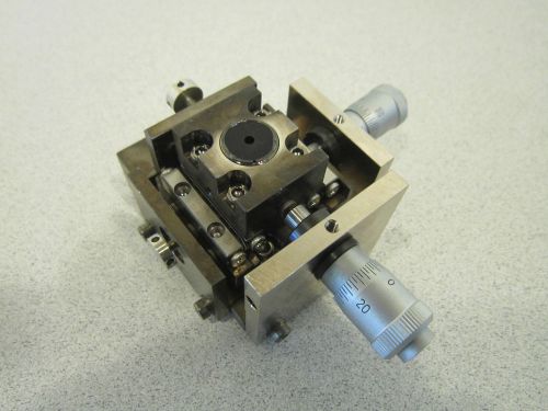 X-Y Optics Mount with Veneer and Fixed Iris