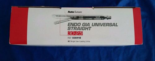 (1) Box Auto Suture Endo GIA Universal Straight 30-2.5 REF 030418 exp:2015-04