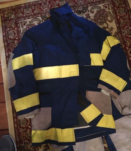 Blue Emt Turn Out Gear Pants And Jacket