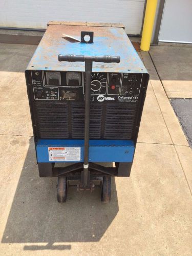 Miller Electric 903018 Deltaweld 451 MIG Welder