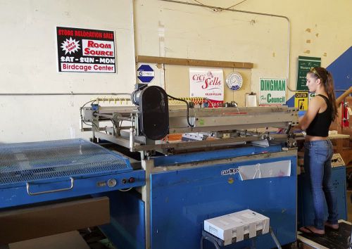 Daytona 3040 Automatic Screen Print Press; Graphic Printing