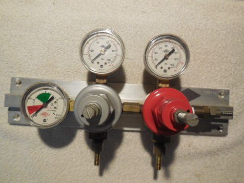 Tap-rite series 5740 compressed gas gauges and mounting bracket for sale
