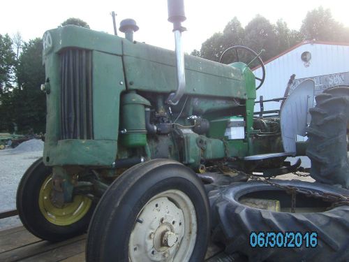 JD JOHN DEERE 430U UTILITY TRACTOR