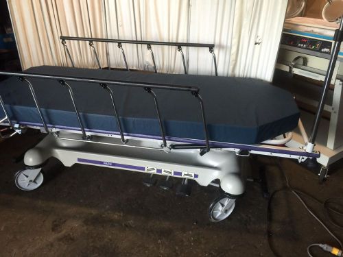 STRYKER 1501 PACU HOSPITAL BED STRETCHER PURPLE TRIM