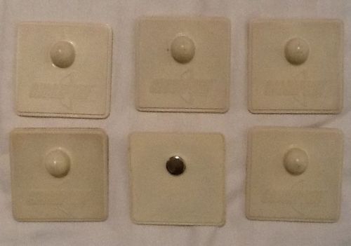 LOT OF 500 USED CHECKPOINT SECURITY SYSTEM TAGS WITH PINS